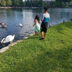 Meet your Posher, Vuieng